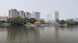 iOS 26携液态玻璃设计语言登场，全平台系统首次统一命名